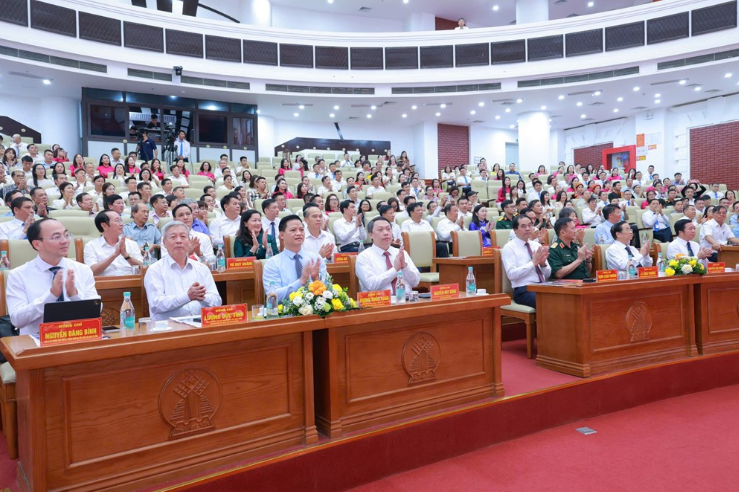 Lễ kỷ niệm 70 năm Báo và PTTH Thái Nguyên